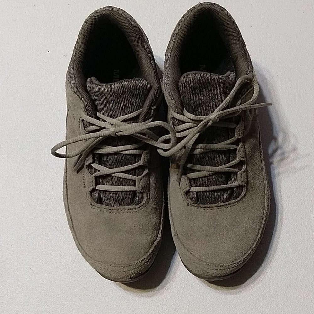 Merrell Waterproof Hiking Shoes gray size 5.5 women